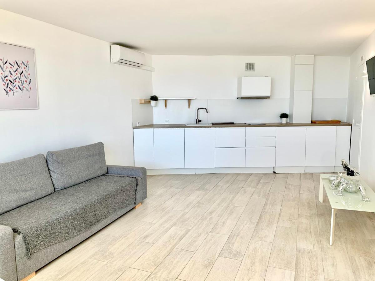 Loft Marina Direct Plage Lägenhet Villeneuve-Loubet Exteriör bild