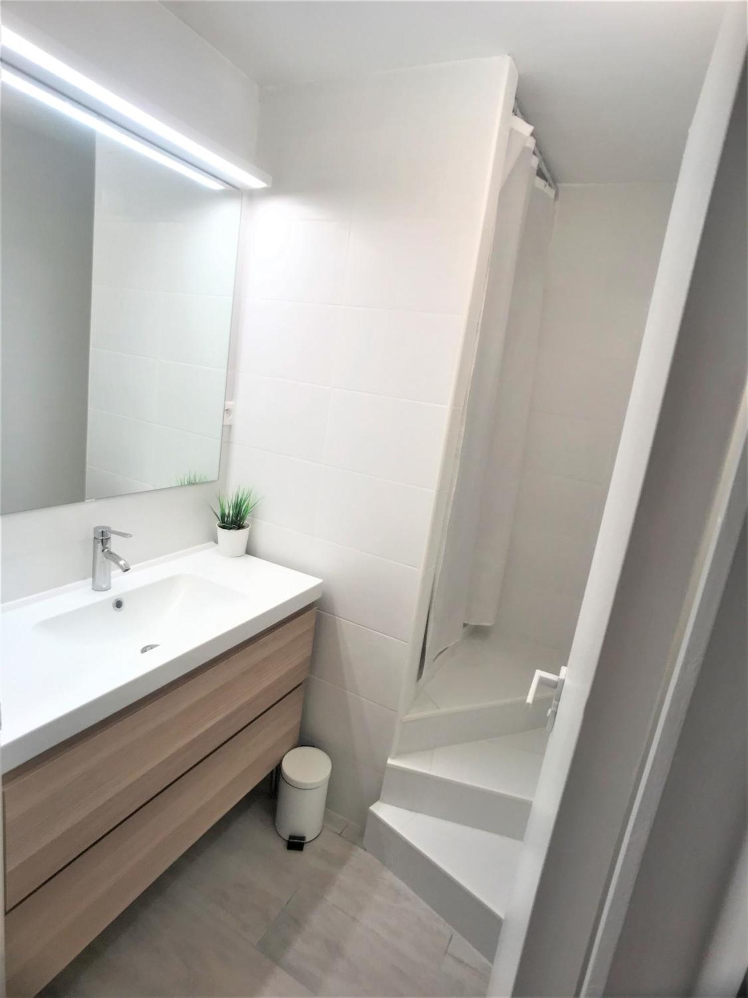 Loft Marina Direct Plage Lägenhet Villeneuve-Loubet Exteriör bild